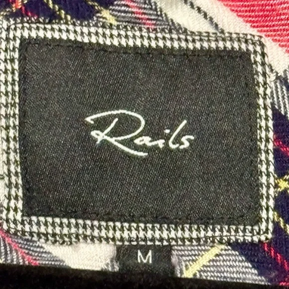 Rails Hunter Red Navy Plaid Super Soft Button Front Long Sleeve Flannel Shirt - Picture 9 of 10